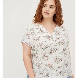 Torrid Disney Mulan Mushu Floral Hi-low Blouse